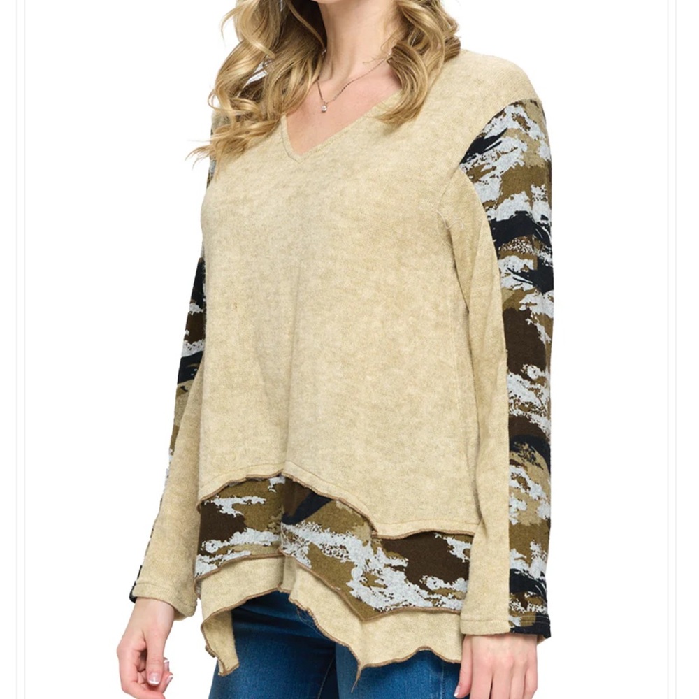 Yak & Yeti Beige Top Patchwork Contrast Camouflage. 🌸🌸 NWT Various Sizes. 22675